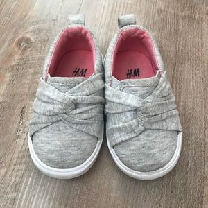 Toddler shoes